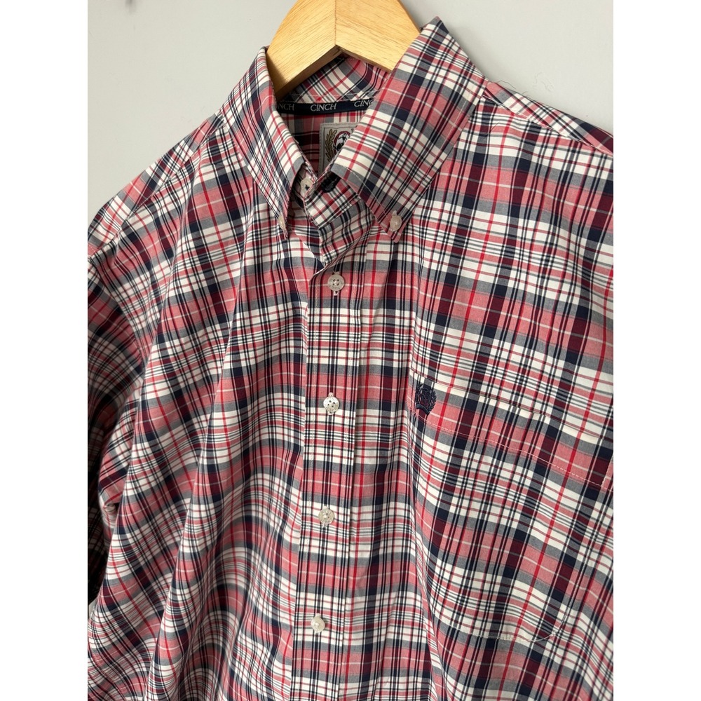 Cinch Mens Plaid Button Down Shirt Long Sleeve Red‎ Blue White Size Medium
